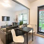 Apartament 21 *