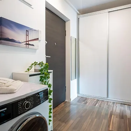 21 * Βουκουρέστι