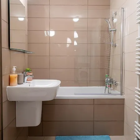 Appartement 21 Boekarest