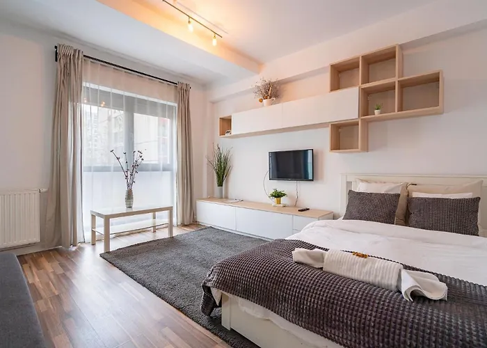 Apartment 21 *