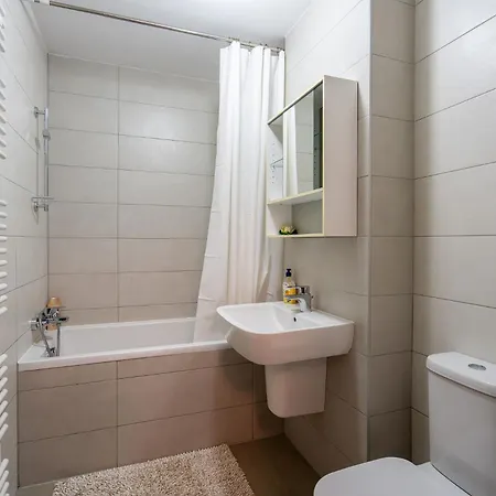 21 Apartment