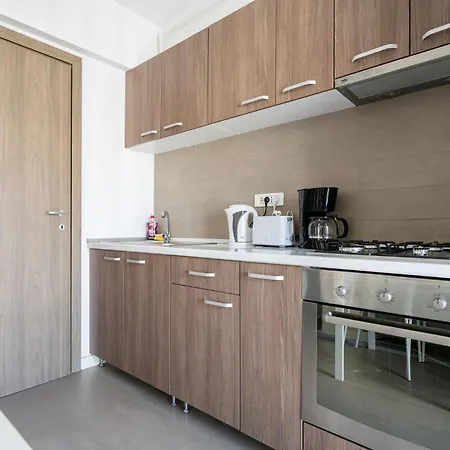 Apartment 21